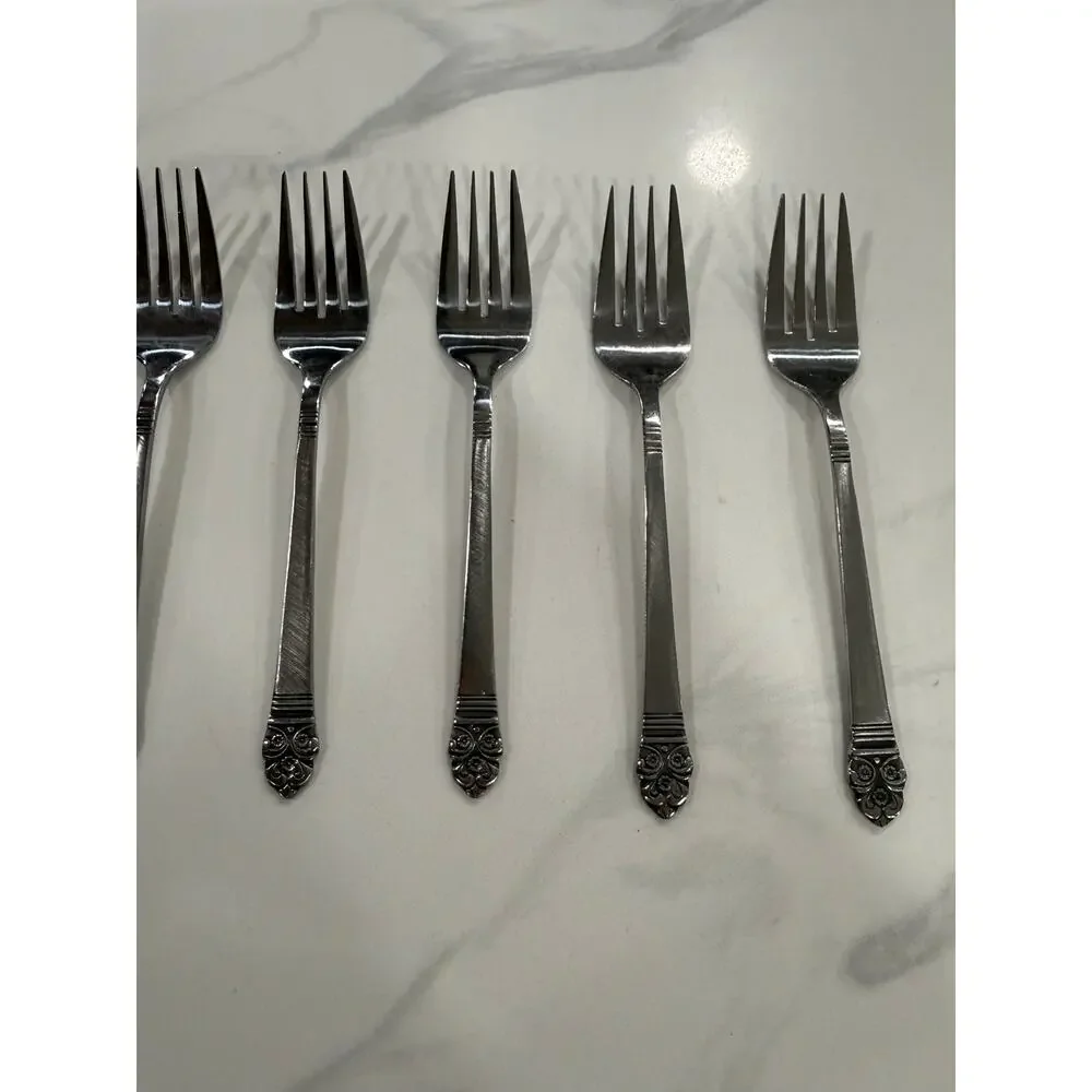 VINTAGE Rogers Co. Salad Forks Set 8 Stainless Korea Floral Replacement Flatware